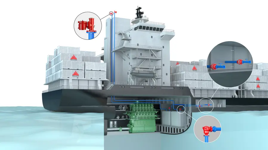 Methanol-fuelled ship with PROTEGO® safety devices installed for protection and efficient operation.
